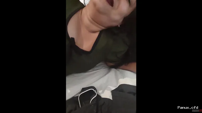 Sooty-blowing slutty aunty sucks young guy's cock